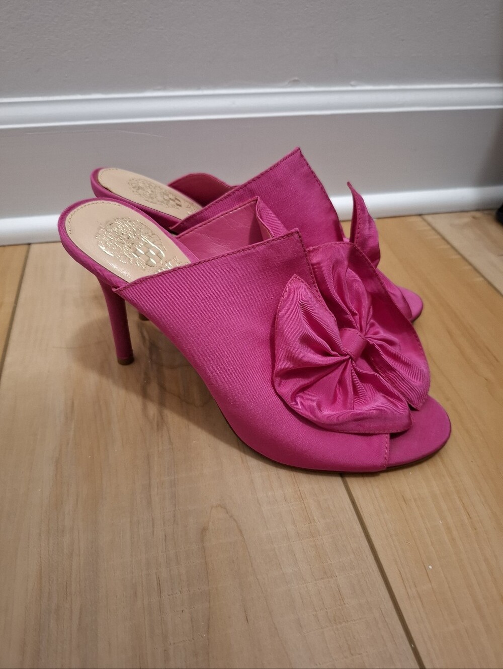Vince Camuto Heels Women's 7 Hot Pink Satin Bow Mules Formal Evening Summer